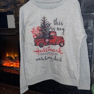 Gray Hallmark Christmas Sweatshirt

🎉DISCOUNTED SHIPPING!🥳